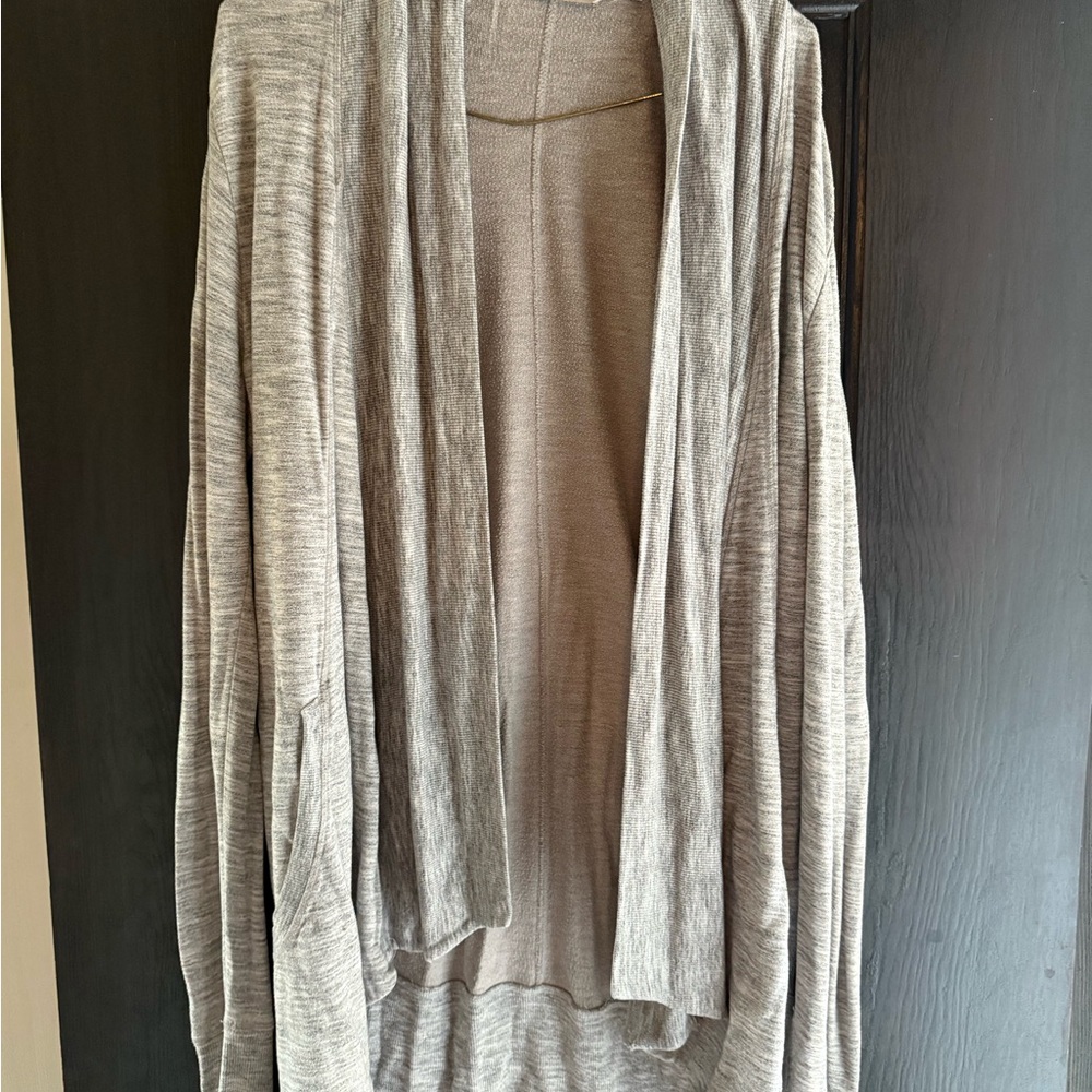 Athleta Pranayama Wrap Heather Gray